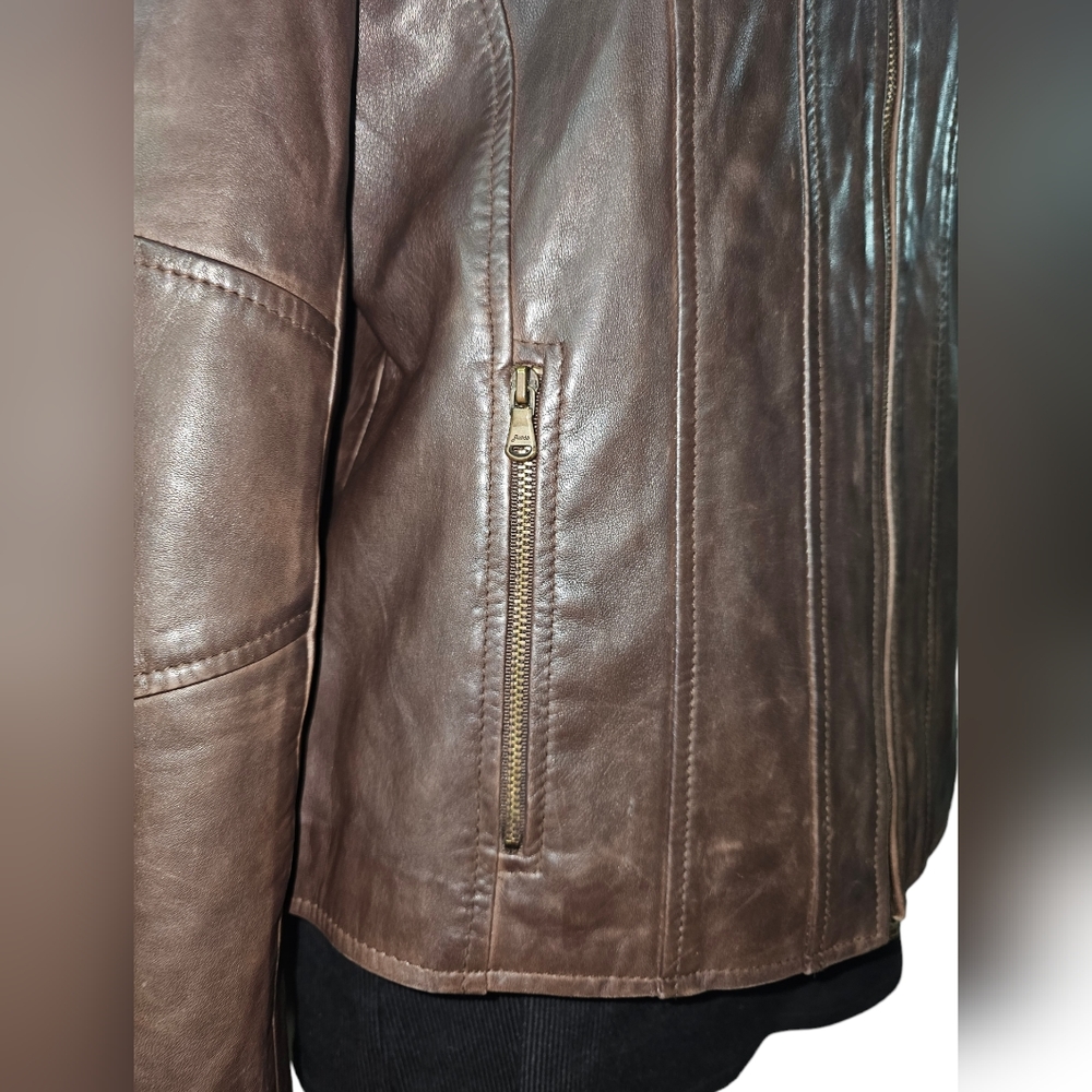 Vintage Women's Guess Leather Jacket Size Medium - Picture 6 of 9